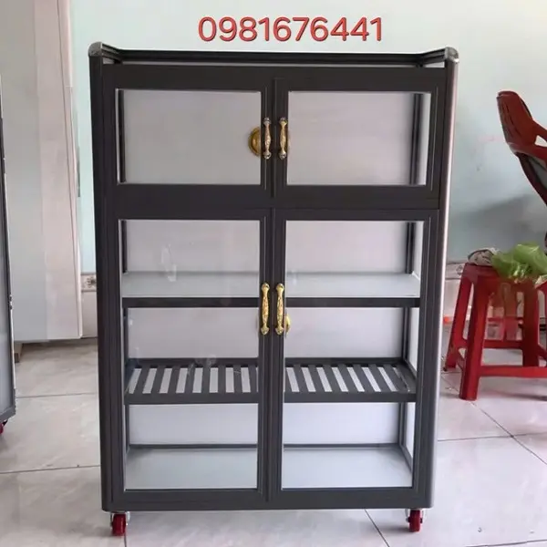 tu nhom kinh dung chen bat