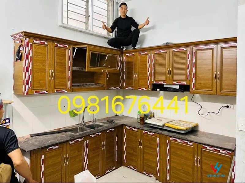 Tủ Bếp Nhôm Kính Giá Bao Nhiêu? Báo Giá Mới Nhất
