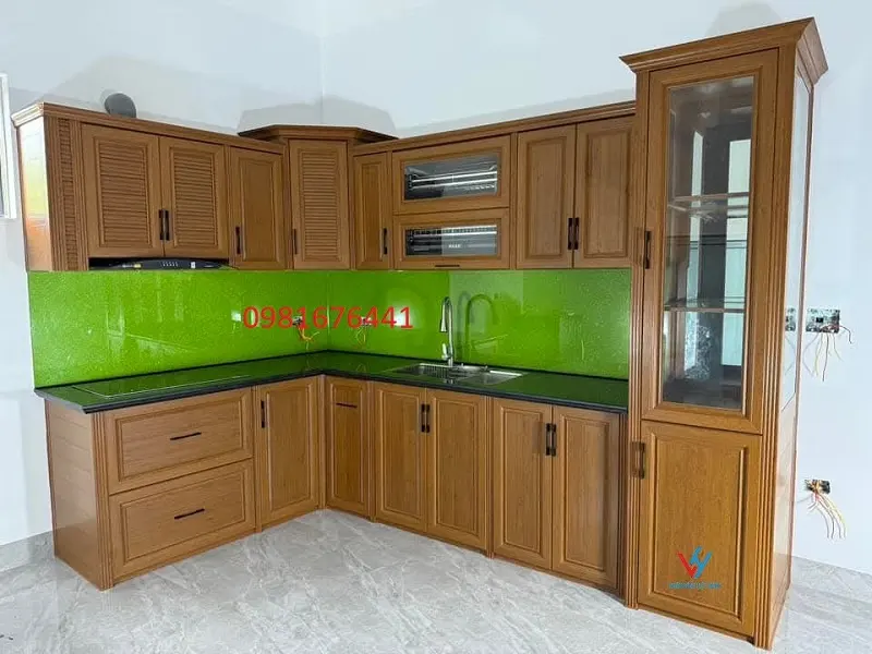 Tủ bếp nhôm kính kết hợp tủ rượu