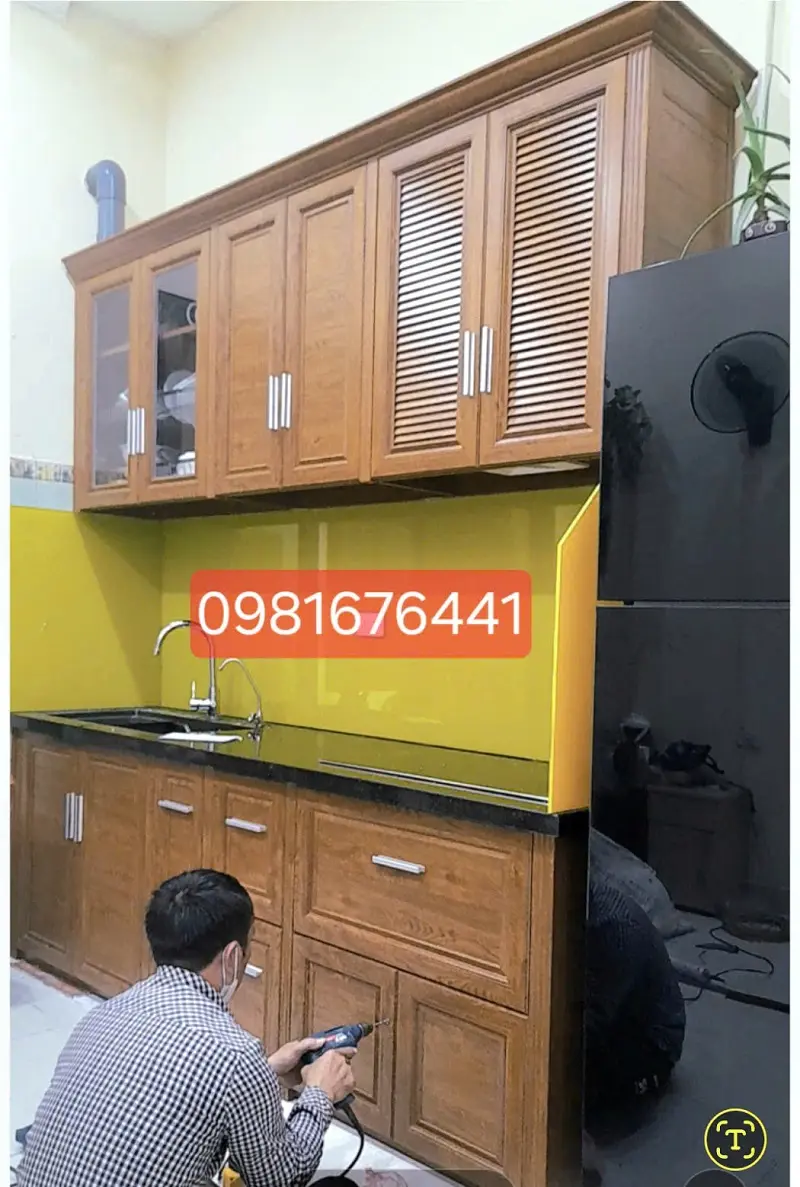 Tủ bếp nhôm kính đẹp Hoàng Mai Hà Nội