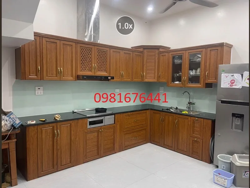 Lắp đặt tủ bếp nhôm kính kịch trần tại Ba Đình Hà Nội