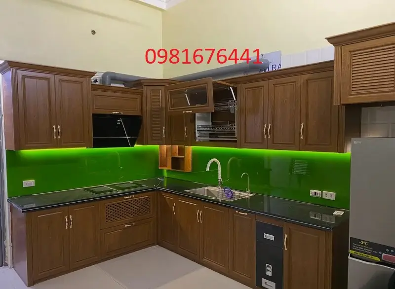 tủ bếp nhôm nội thất vân gỗ