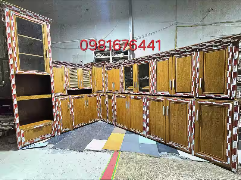 sản xuất tủ bếp nhôm kính tại xưởng
