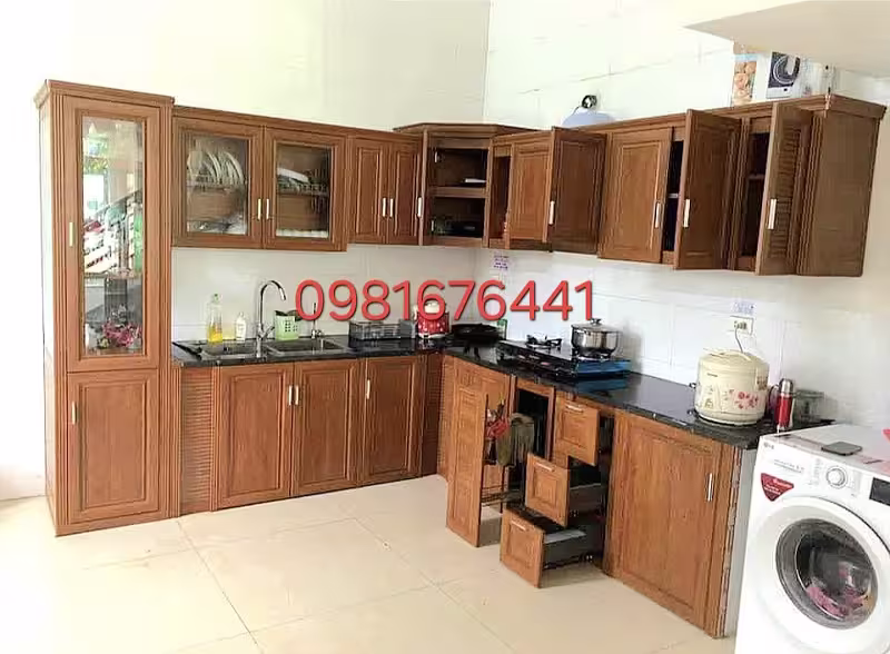 .Mẫu Tủ Bếp Nhôm Kính Đẹp Giá Rẻ Tại Hà Nội phù hợp với nhiều phong cách nội thất.