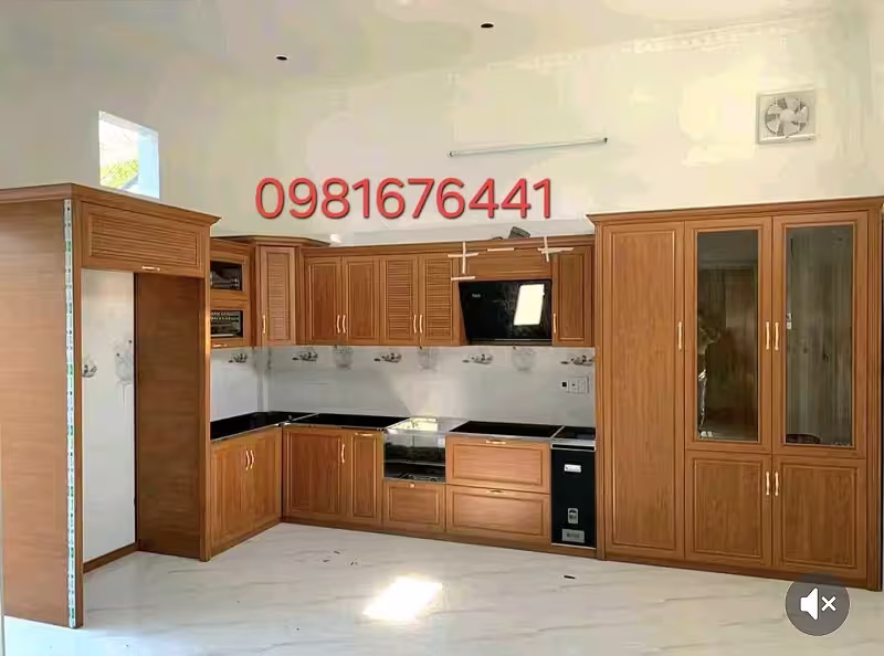 Tủ bếp nhôm kính cao cấp màu vân gỗ