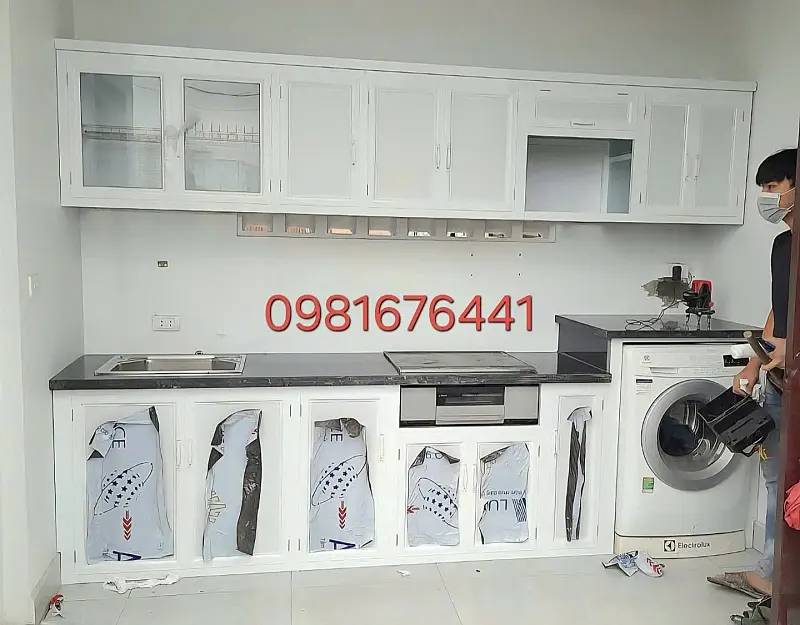 tủ bếp nhôm thường